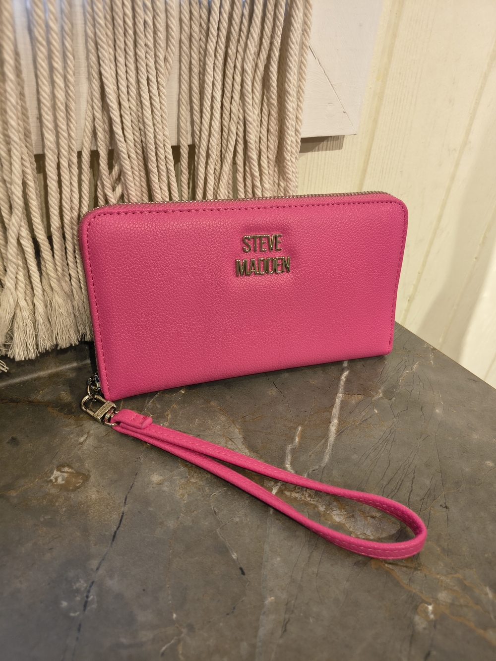 NWOT Steve Madden Hot Pink Wristlet Wallet
